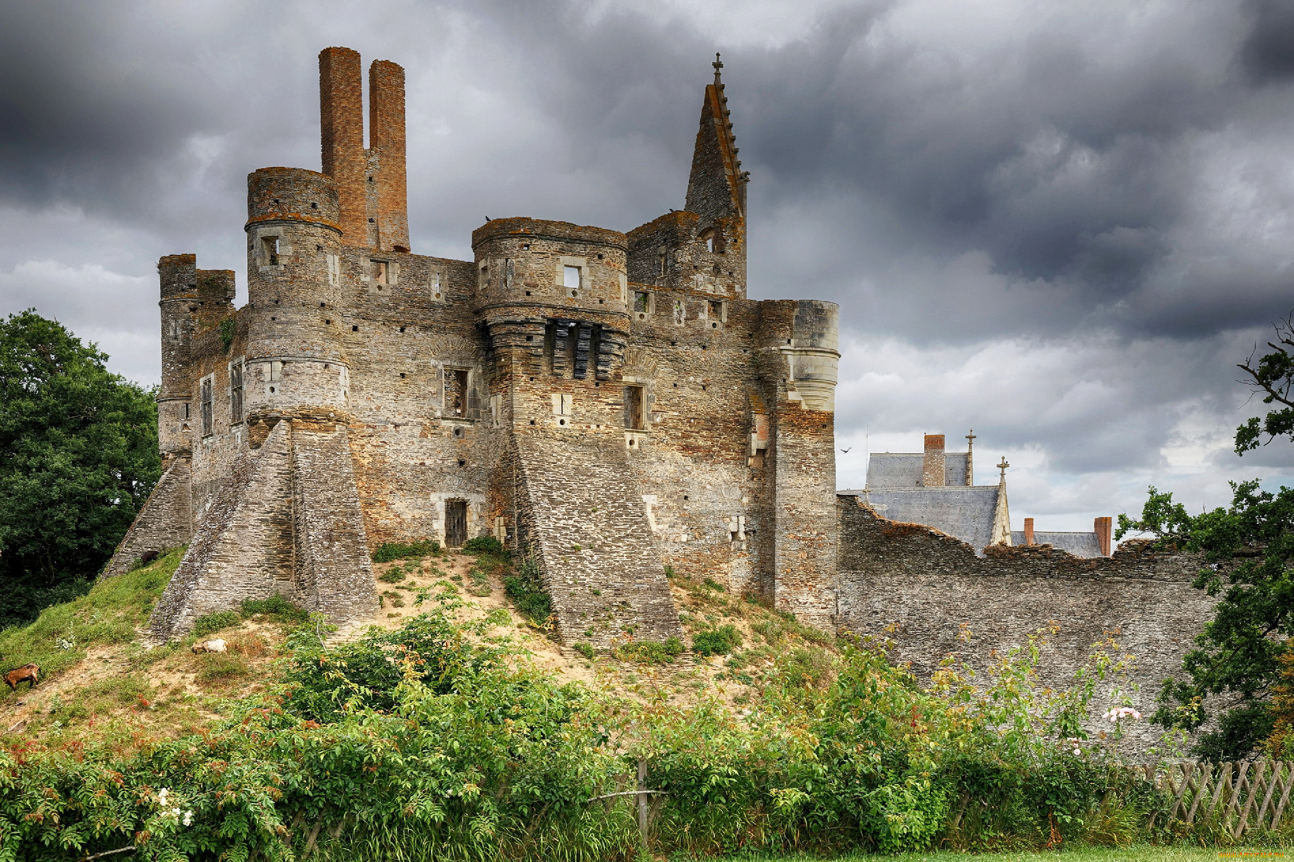 chateau du plessis mace, france, ,  , chateau, du, plessis, mace